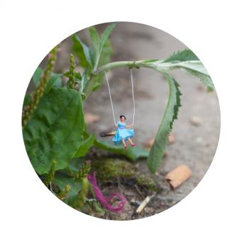 Slinkachu:The Glade